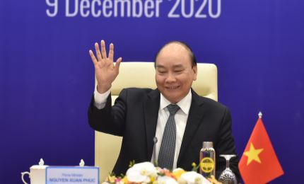 Премьер-министр Нгуен Суан Фук принял участие в трёх саммитах по региональному сотрудничеству